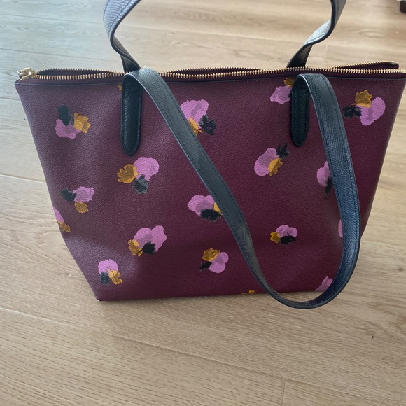 Coach Taylor Tote with Flower Print - Picture 2 of 2